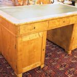 254 2005 WRITING DESK